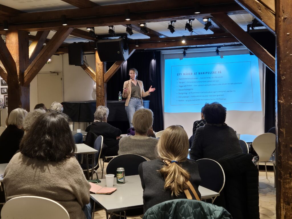 Amalie Mathiassen holder foredrag 